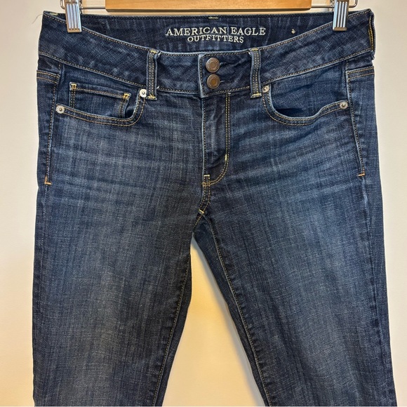 American Eagle Outfitters | Low Rise Artist Crop Stretch Denim Pants | Size 6 - Picture 4 of 8